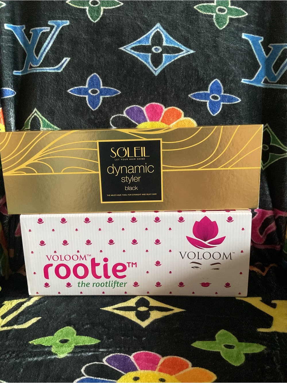 Soleil flat iron Styler pink & Voloom Rootie Set - Black, Gold, White, Pink